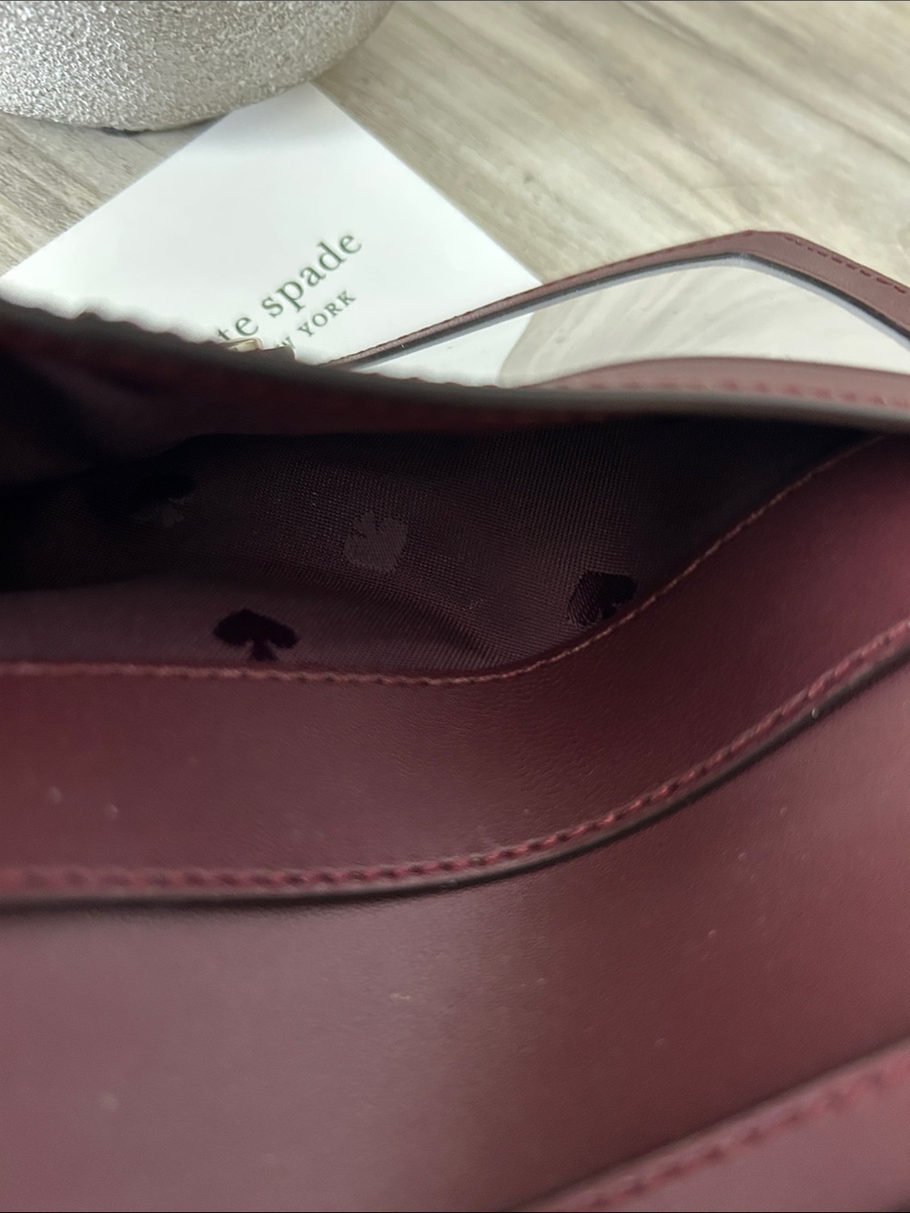 kate spade Cameron large billfold Burgundy Saffiano Wallet NWOT - Picture 5 of 9